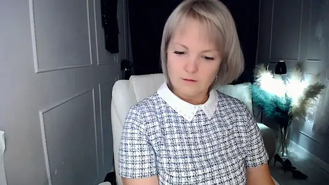 Juarnea online show from 02/09/26, 02:21