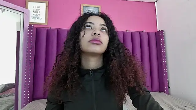 littleebonny online show from 03/12/26, 12:33