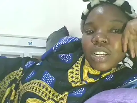 Snapshot of sweet_bigclit chatting on 02/24/25, 05:53 sweet bigclit online show from 02/24/25, 05:53