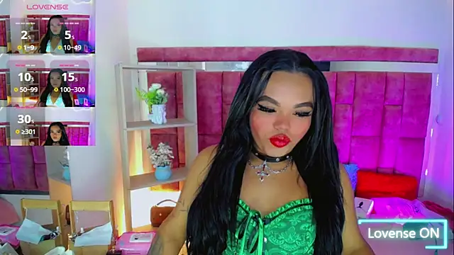 KayleighDreams  online show from 06/06/26, 03:17