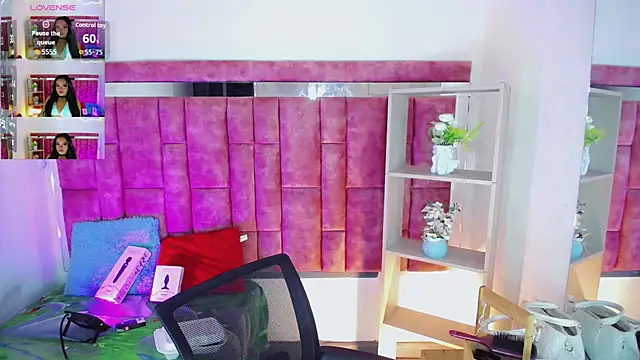 KayleighDreams  online show from 07/24/26, 03:59