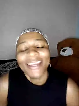Snapshot of CocoBootyyy chatting on 12/26/24, 01:51 CocoBootyyy online show from 12/26/24, 01:51