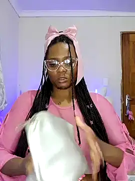 Snapshot of CocoBootyyy chatting on 02/02/25, 12:09 CocoBootyyy online show from 02/02/25, 12:09