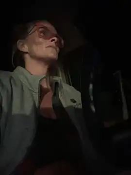 vixendoll87 online show from 03/07/25, 01:20