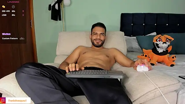 Neganhot  online show from 10/29/25, 01:30