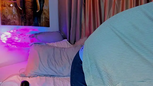 liam oficial02 online show from 09/21/25, 12:56