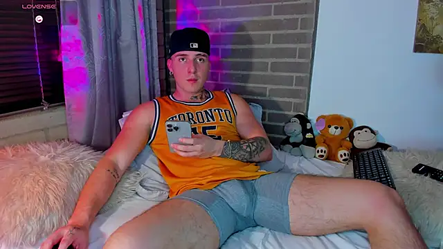 liam oficial02 online show from 01/11/26, 02:49