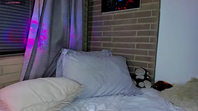 liam oficial02 online show from 04/22/26, 03:20