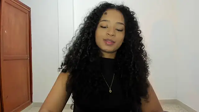 avellanatammy online show from 10/10/25, 01:04