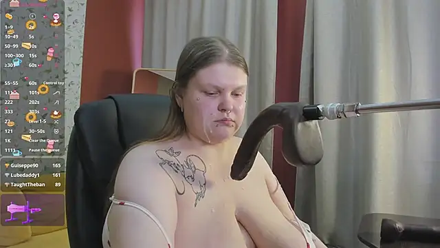 AuroraDemoni online show from 04/23/26, 12:29