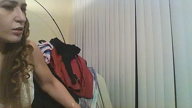 halobabe7620 online show from 12/30/24, 03:25