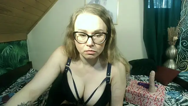 MilfKendra4U online show from 02/28/26, 09:10