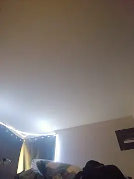 Snapshot of den-rock4u chatting on 05/15/26, 11:45 den-rock4u online show from 05/15/26, 11:45