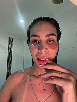 Snapshot of Dj_scarlettmorreti chatting on 05/26/26, 07:54 Dj scarlettmorreti online show from 05/26/26, 07:54