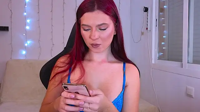 Snapshot of Karinchik_ chatting on 12/20/24, 09:50 Karinchik online show from 12/20/24, 09:50