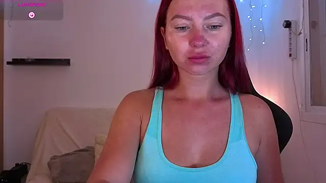 Snapshot of Karinchik_ chatting on 09/23/25, 06:33 Karinchik online show from 09/23/25, 06:33