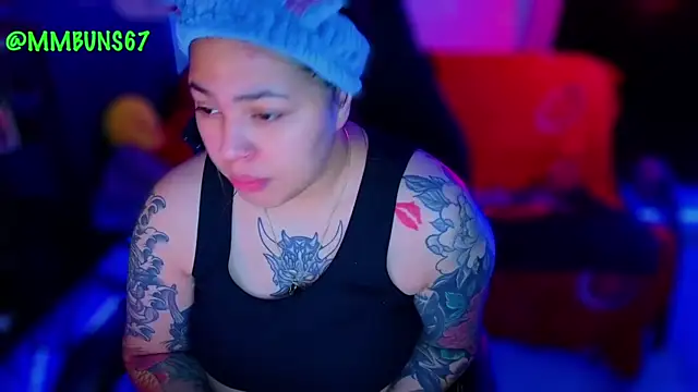 miacanela xo online show from 10/16/25, 12:11