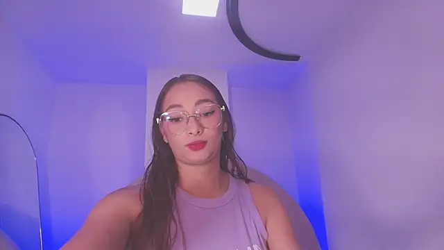 vale ross  online show from 04/21/26, 03:02