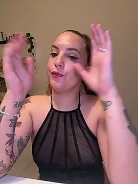 LiliMorganxxx online show from 06/25/26, 09:30