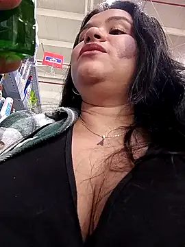 Julieta-tits online show from 01/28/25, 08:36