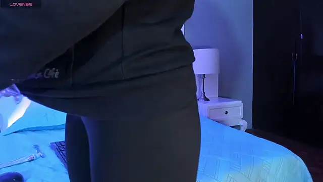 Tamaraakins online show from 11/19/25, 12:27