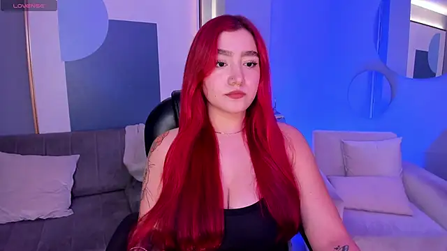 Snapshot of ViolettCastel chatting on 03/10/25, 07:18 ViolettCastel online show from 03/10/25, 07:18