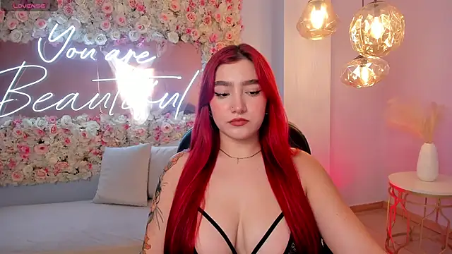 Snapshot of ViolettCastel chatting on 03/21/25, 07:46 ViolettCastel online show from 03/21/25, 07:46