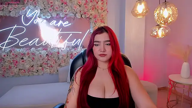 Snapshot of ViolettCastel chatting on 03/22/25, 07:31 ViolettCastel online show from 03/22/25, 07:31