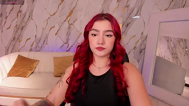 ViolettCastel online show from 10/20/25, 07:14