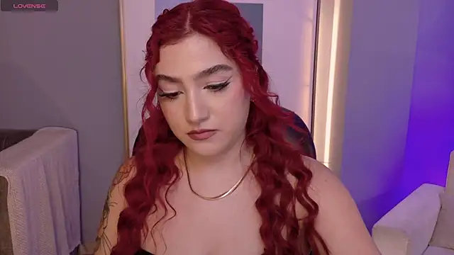 ViolettCastel online show from 11/12/25, 07:46