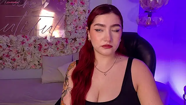 ViolettCastel online show from 03/01/26, 05:04