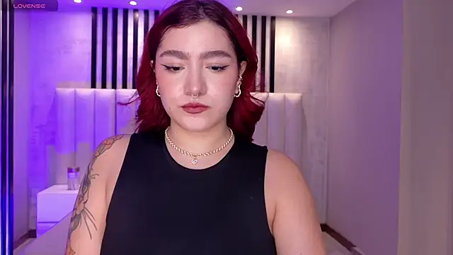 ViolettCastel online show from 03/16/26, 07:51