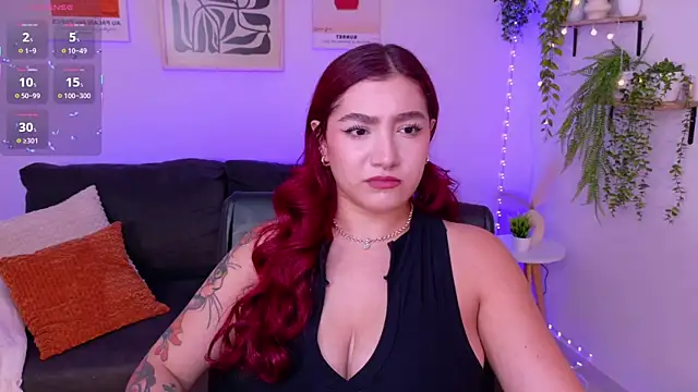 ViolettCastel online show from 04/13/26, 07:08