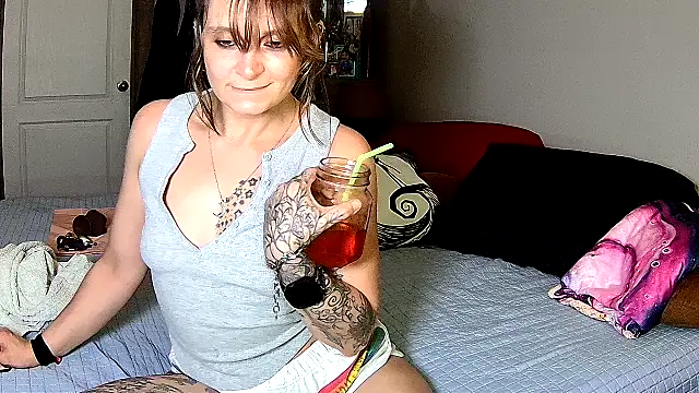 ZeelaXoXo online show from 01/10/26, 04:47