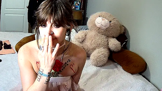 ZeelaXoXo online show from 02/15/26, 07:51