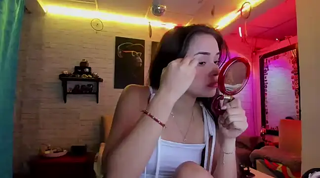 Kimmymadison- online show from 02/05/25, 09:29