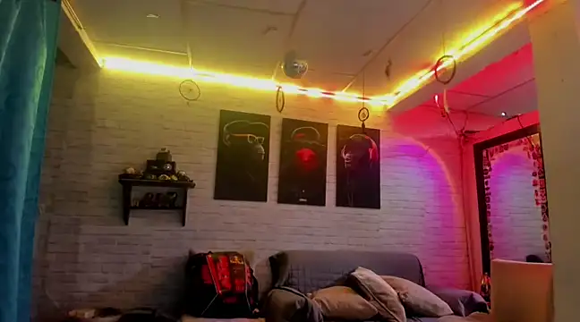 Kimmymadison- online show from 02/06/25, 09:49