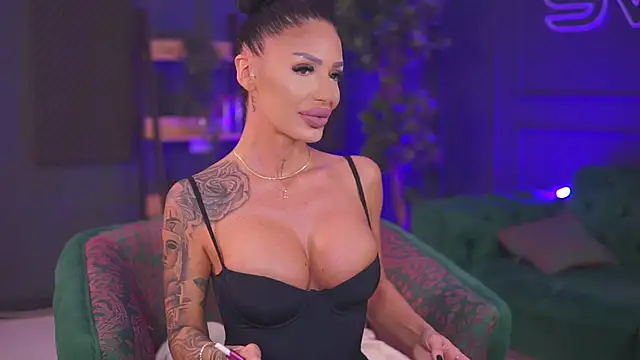 RaquelleVon online show from 01/30/25, 06:54