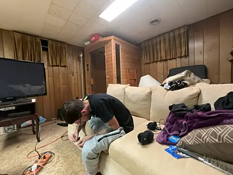 hungkubenski online show from 11/03/25, 02:24