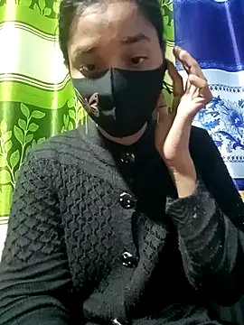 Snapshot of Aruyeshi- chatting on 02/16/25, 04:10 Aruyeshi- online show from 02/16/25, 04:10