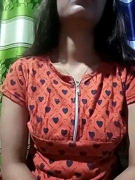 Snapshot of Aruyeshi- chatting on 02/18/25, 03:21 Aruyeshi- online show from 02/18/25, 03:21