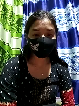 Snapshot of Aruyeshi- chatting on 03/06/25, 03:13 Aruyeshi- online show from 03/06/25, 03:13