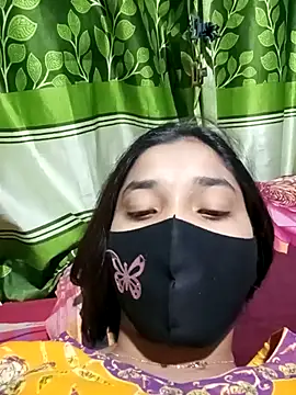 Snapshot of Aruyeshi- chatting on 03/13/25, 09:21 Aruyeshi- online show from 03/13/25, 09:21