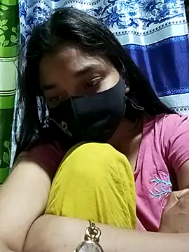 Snapshot of Aruyeshi- chatting on 03/20/25, 03:04 Aruyeshi- online show from 03/20/25, 03:04