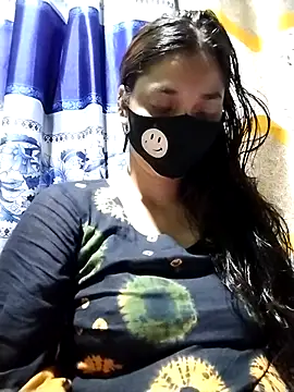 Snapshot of Aruyeshi- chatting on 09/26/25, 05:22 Aruyeshi- online show from 09/26/25, 05:22