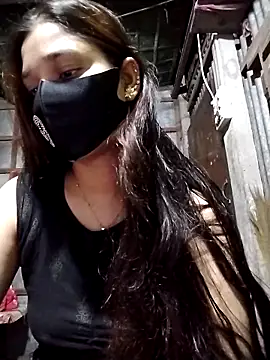 Snapshot of Aruyeshi- chatting on 10/12/25, 02:27 Aruyeshi- online show from 10/12/25, 02:27