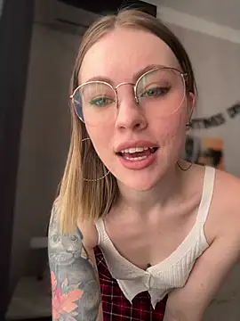 LoveGameSexx online show from 02/15/25, 08:54