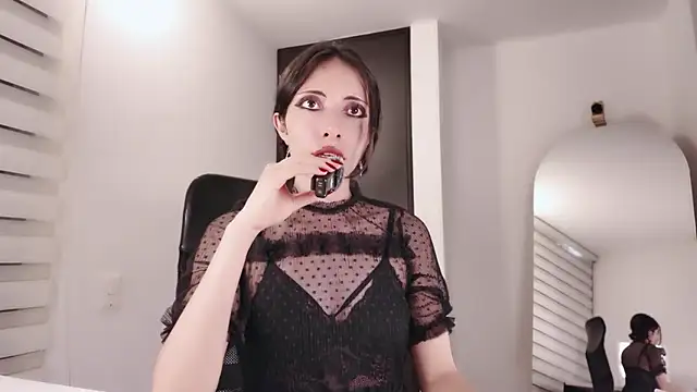 Edranah online show from 11/23/25, 09:36