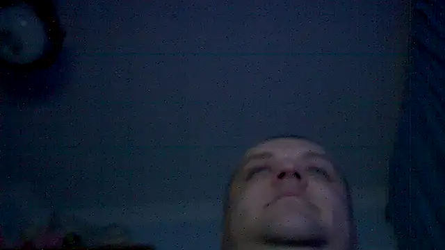 Snapshot of Rasta1987@xh chatting on 04/11/26, 10:14 Rasta1987xh online show from 04/11/26, 10:14