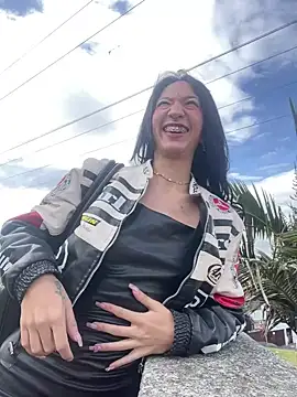 peiton steele7 online show from 12/23/24, 06:58